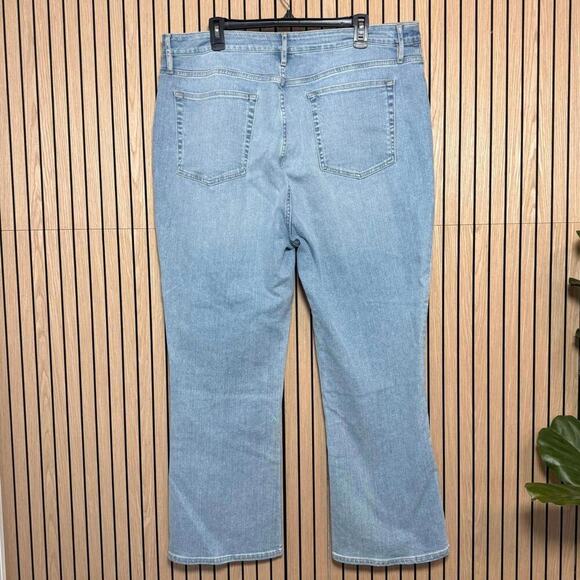 190 FRAME Le Crop Mini Boot Jeans (Size 34, Blue Springs, NWOT) - Picture 2 of 5